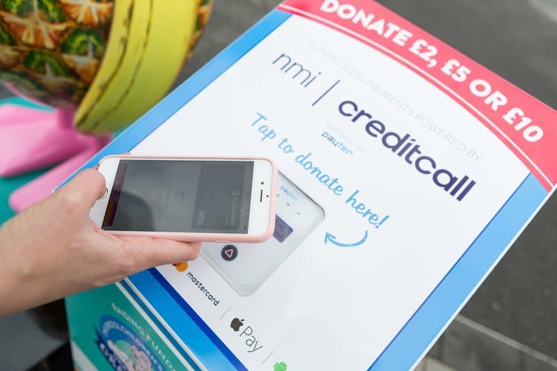 contactless tap to donate machine