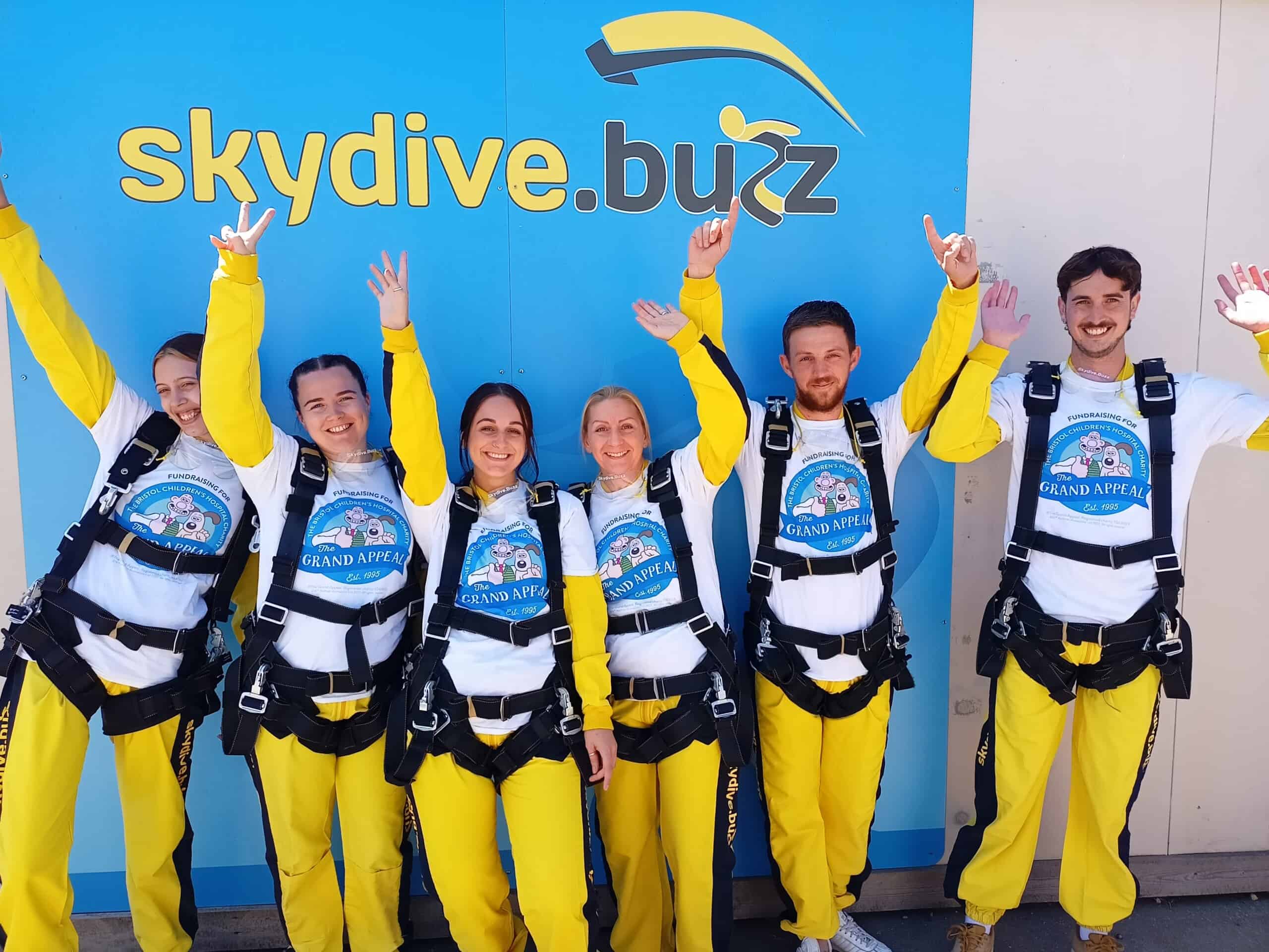 Group of 6 skydivers for The Grand Appeal and Cots for Tots