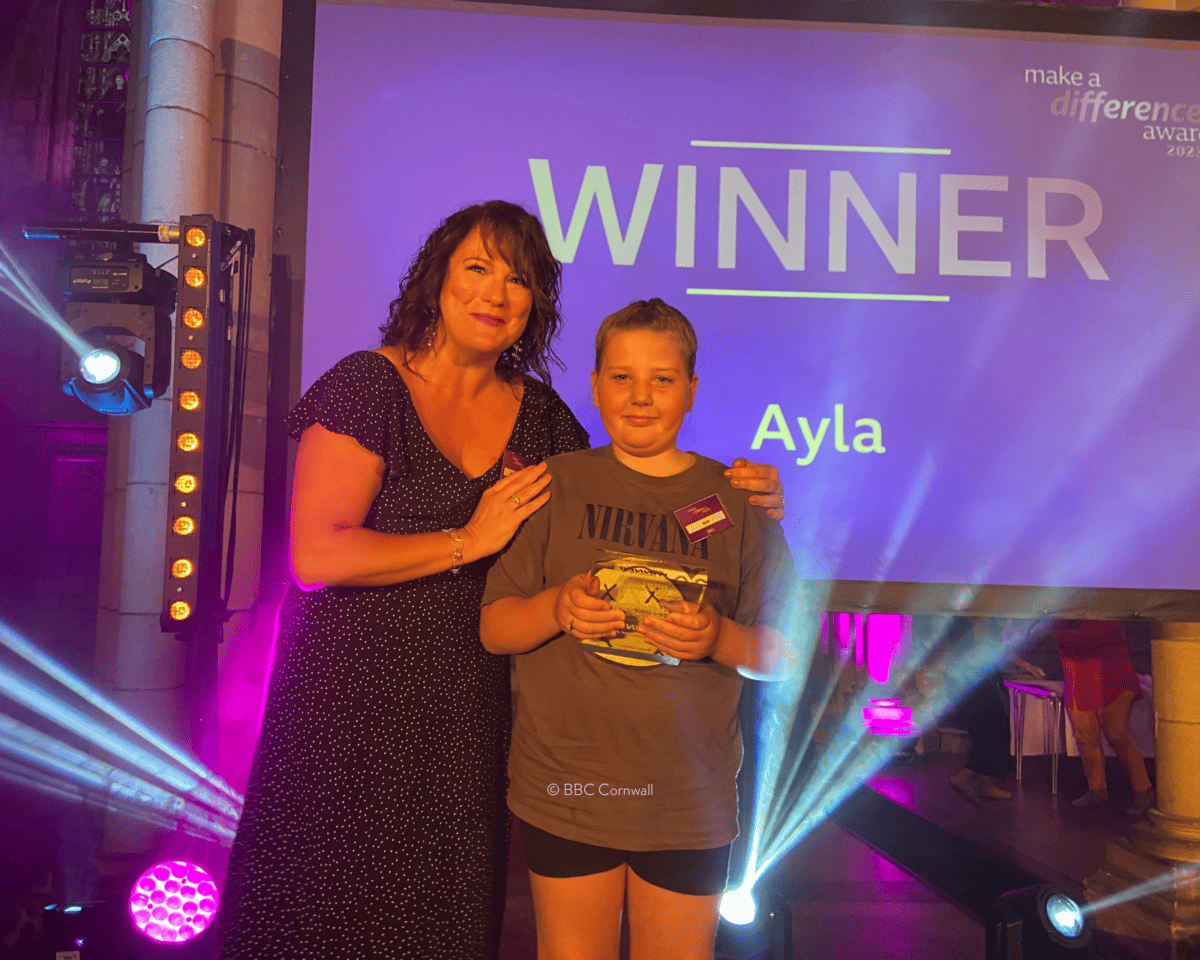 Ayla from Ayla's Arts wins the BBC Radio Cornwall Make a Difference Awards