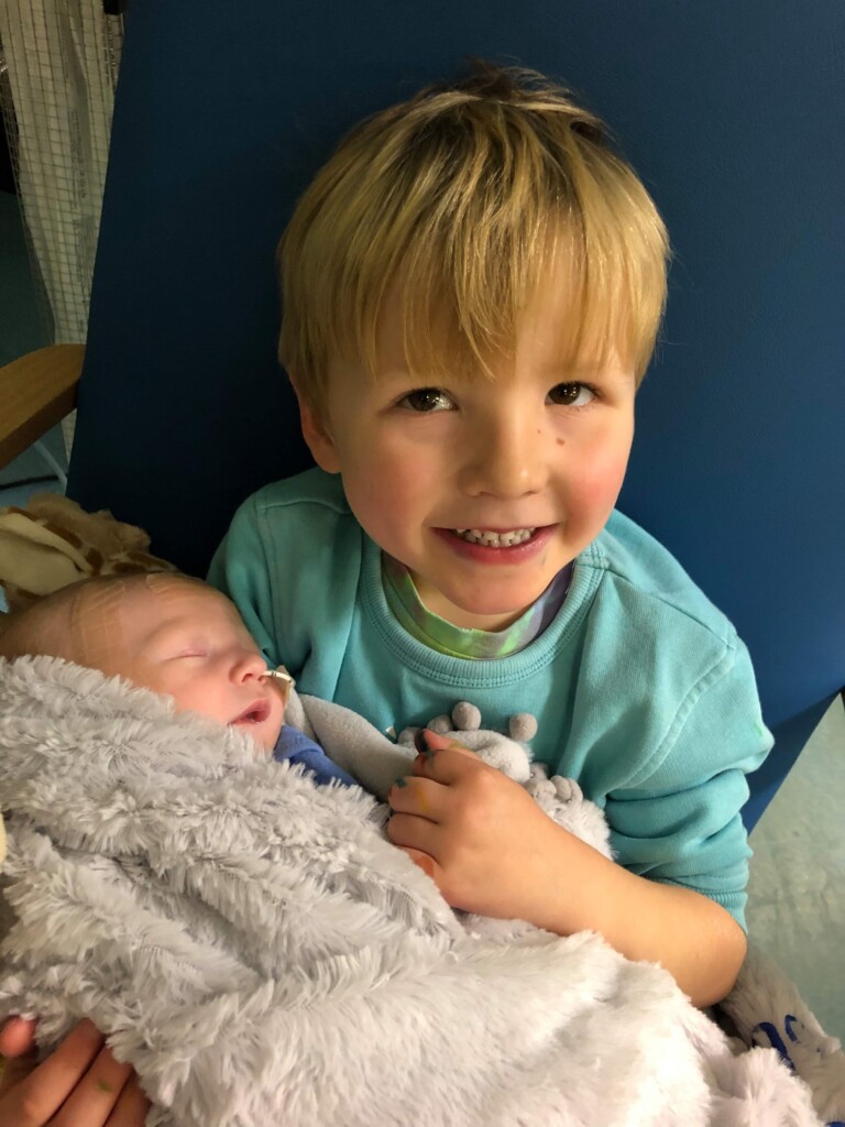 siblings in hospital